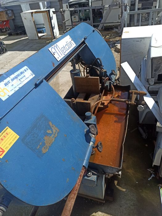 Piła taśmowa do metalu