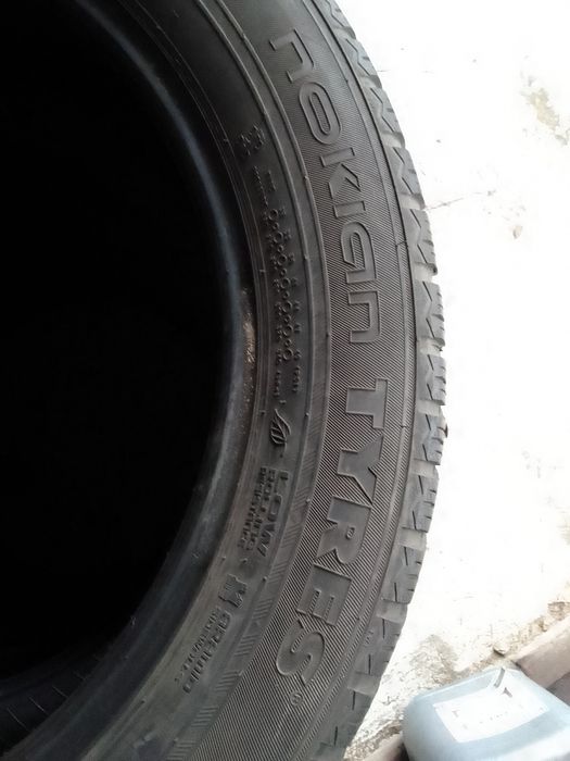 Cena za 4 Opony zimowe 225/55r18 NOKIAN 2020r