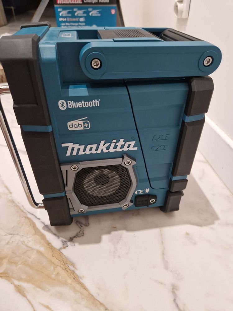 Radio Makita DMR301