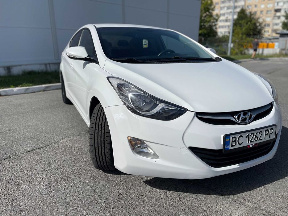 Hyundai Elantra 2011