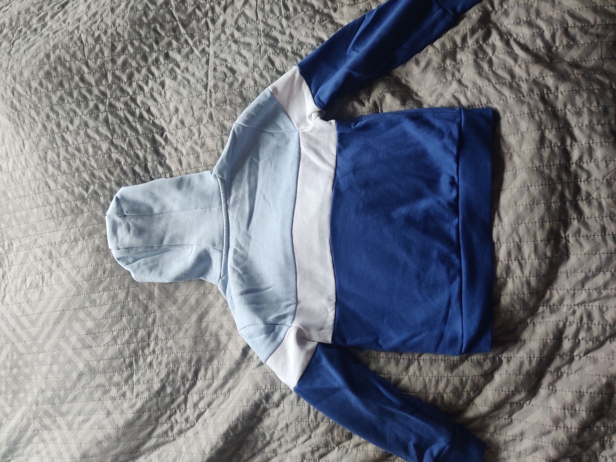 Bluza rozmiar 122 4F stan bardzo dobry