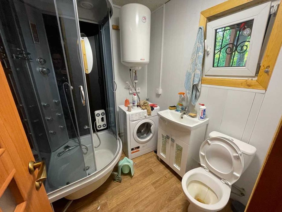 Будиночок на Русанівських садах