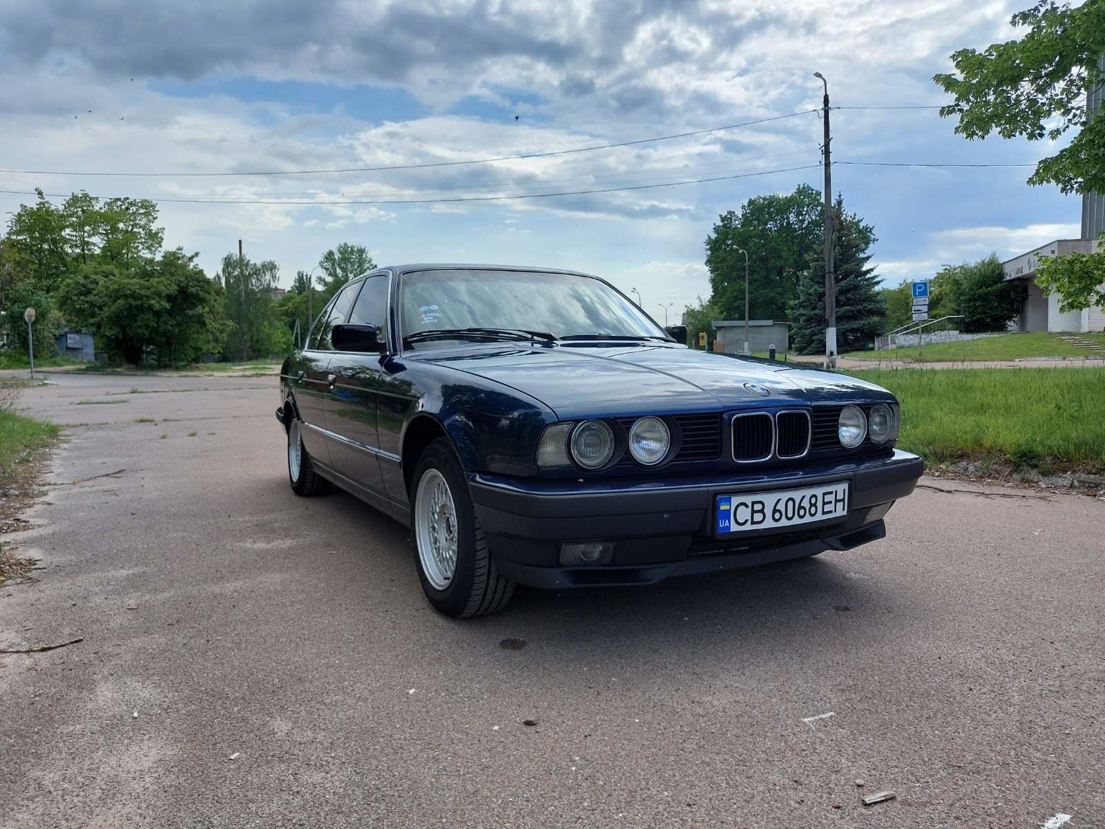 Продам  BMW  е34