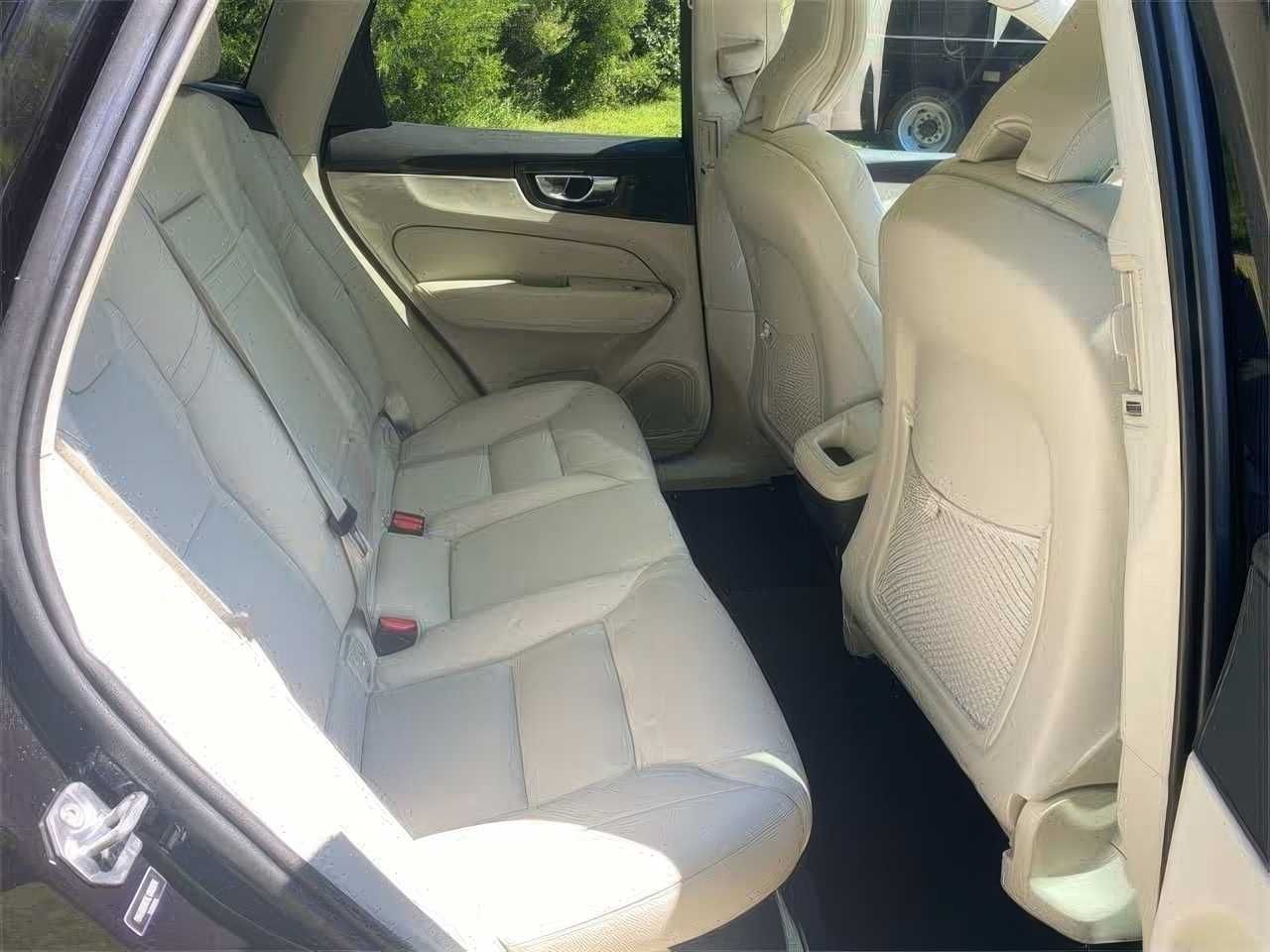 Volvo XC60 T5 Momentum 2020