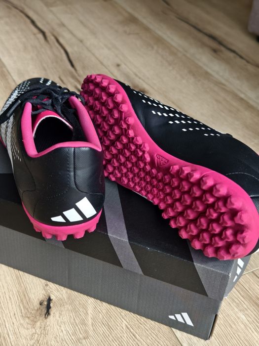 Buty Turfy Piłkarskie Adidas PREDATOR ACCURACY.4 TF (GW4645)