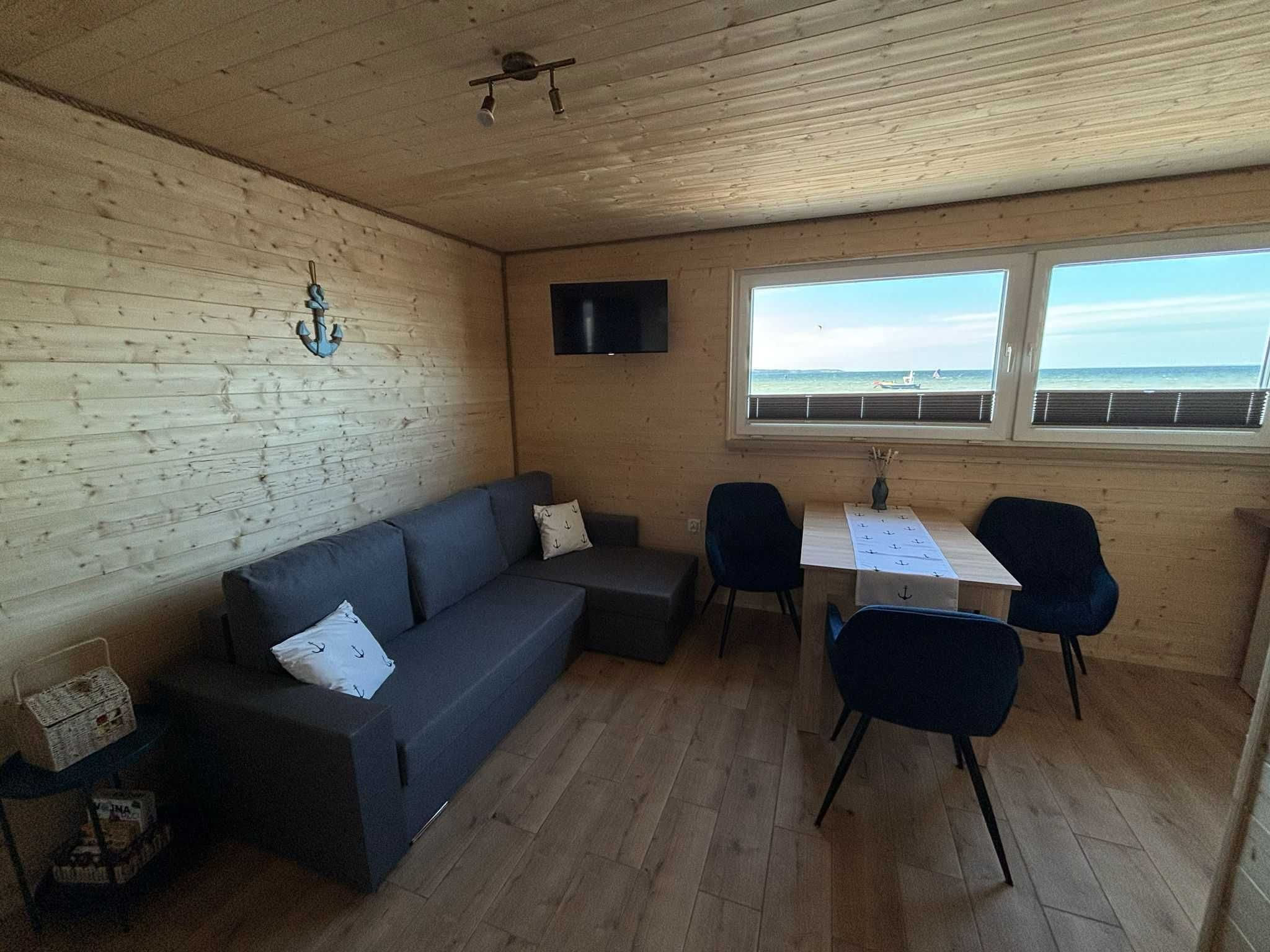Morski Domek przy samej plaży w Rewie