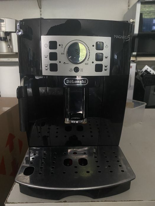 Кавомашина Delonghi Magnifica S