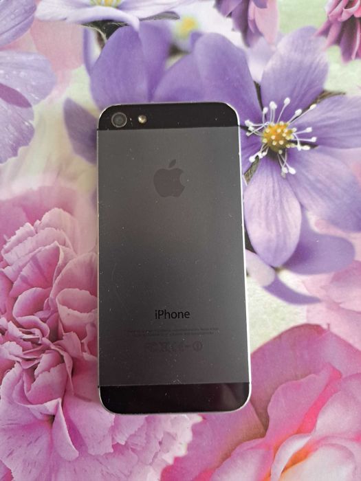 iPod 5. 64 Gb Black  б/у.