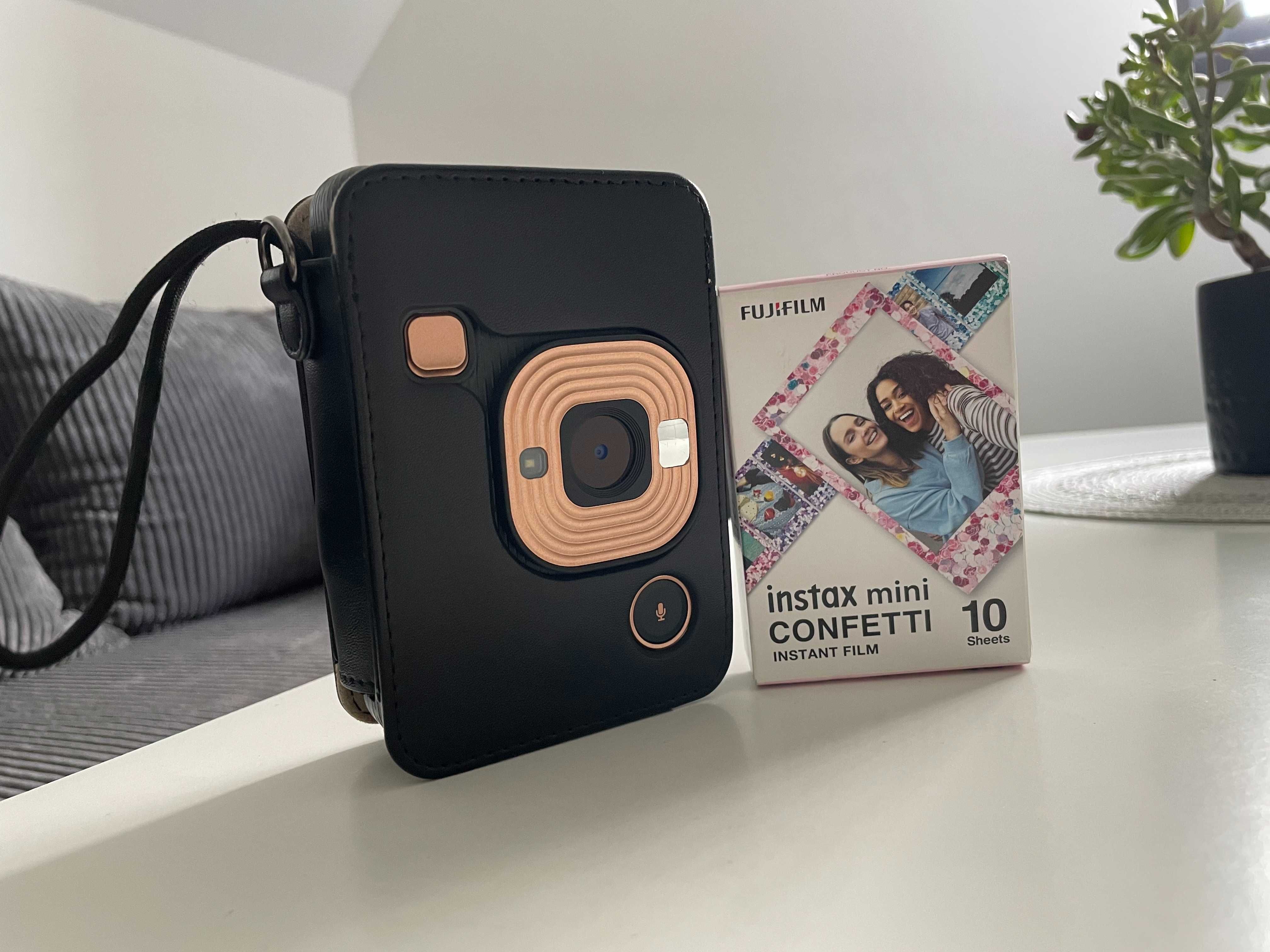 Instax LiPlay – stan bardzo dobry + bogaty zestaw dodatków!