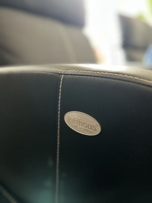 Sofá Elétrico LUFTHOUSE como novo