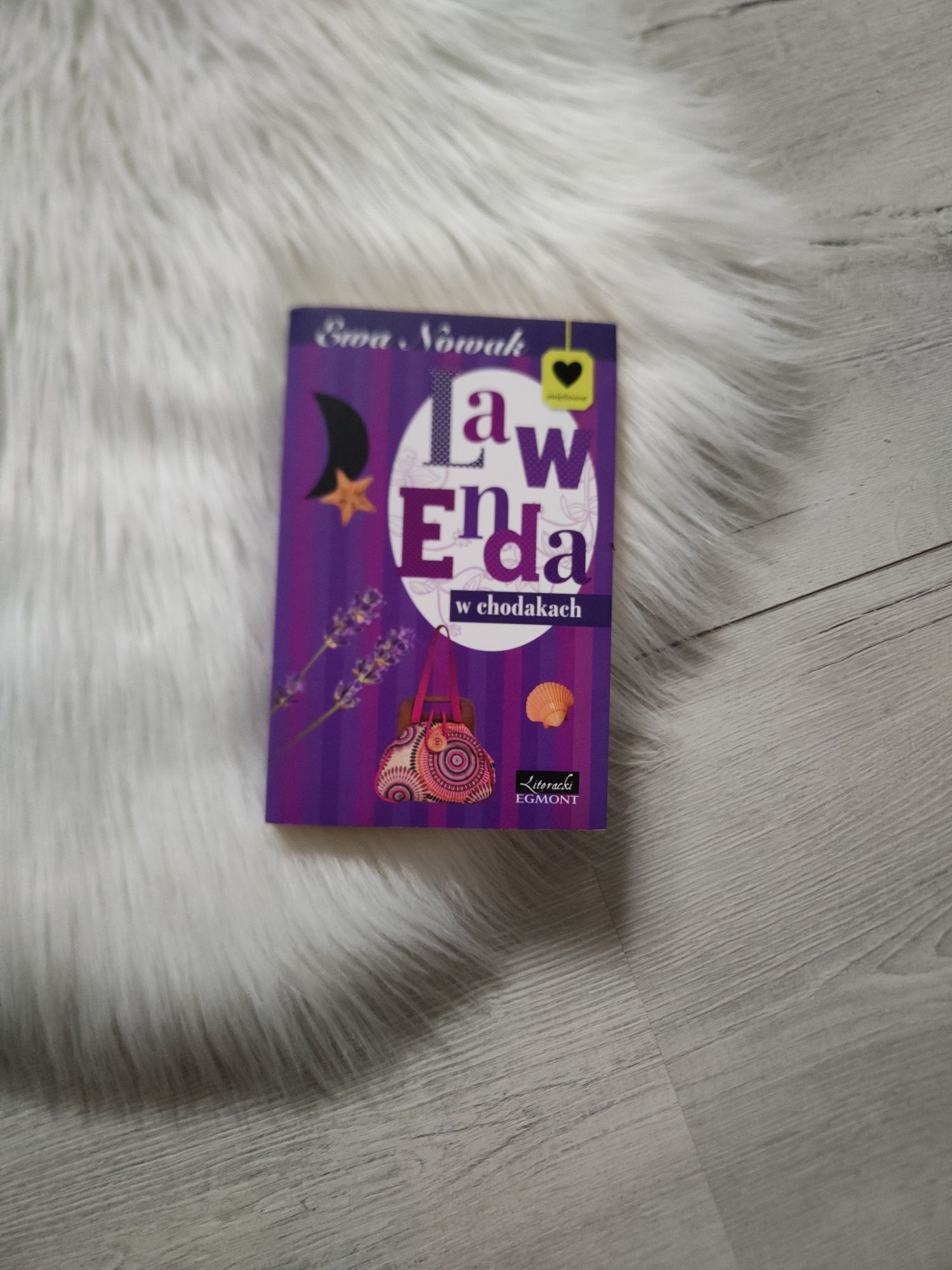 Książka lawenda w chodakach Ewa Nowak miętowa