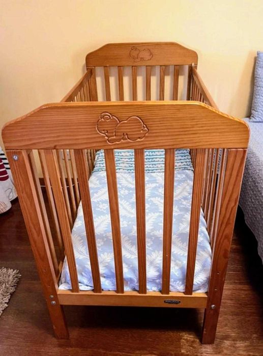 Cama de bebé de grades, berço