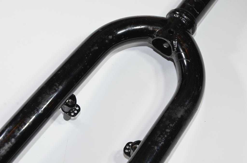 Widelec rowerowy mtb gwint 1 1/8" koło 26'' V brake piwoty czarny stal