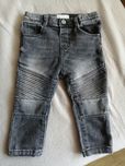 Spodnie jeansowe Mango z przeszyciami rozm. 80