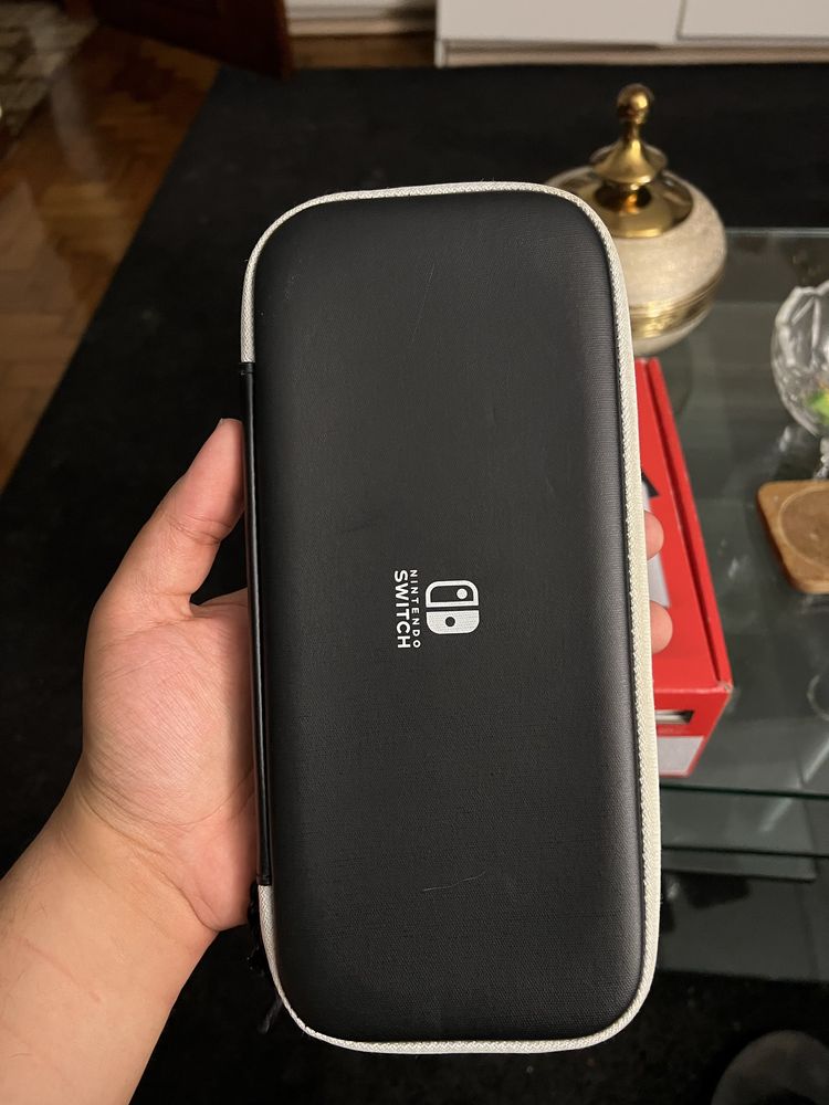 Nintendo Switch Oled + Cartão 256GB + Bolsa