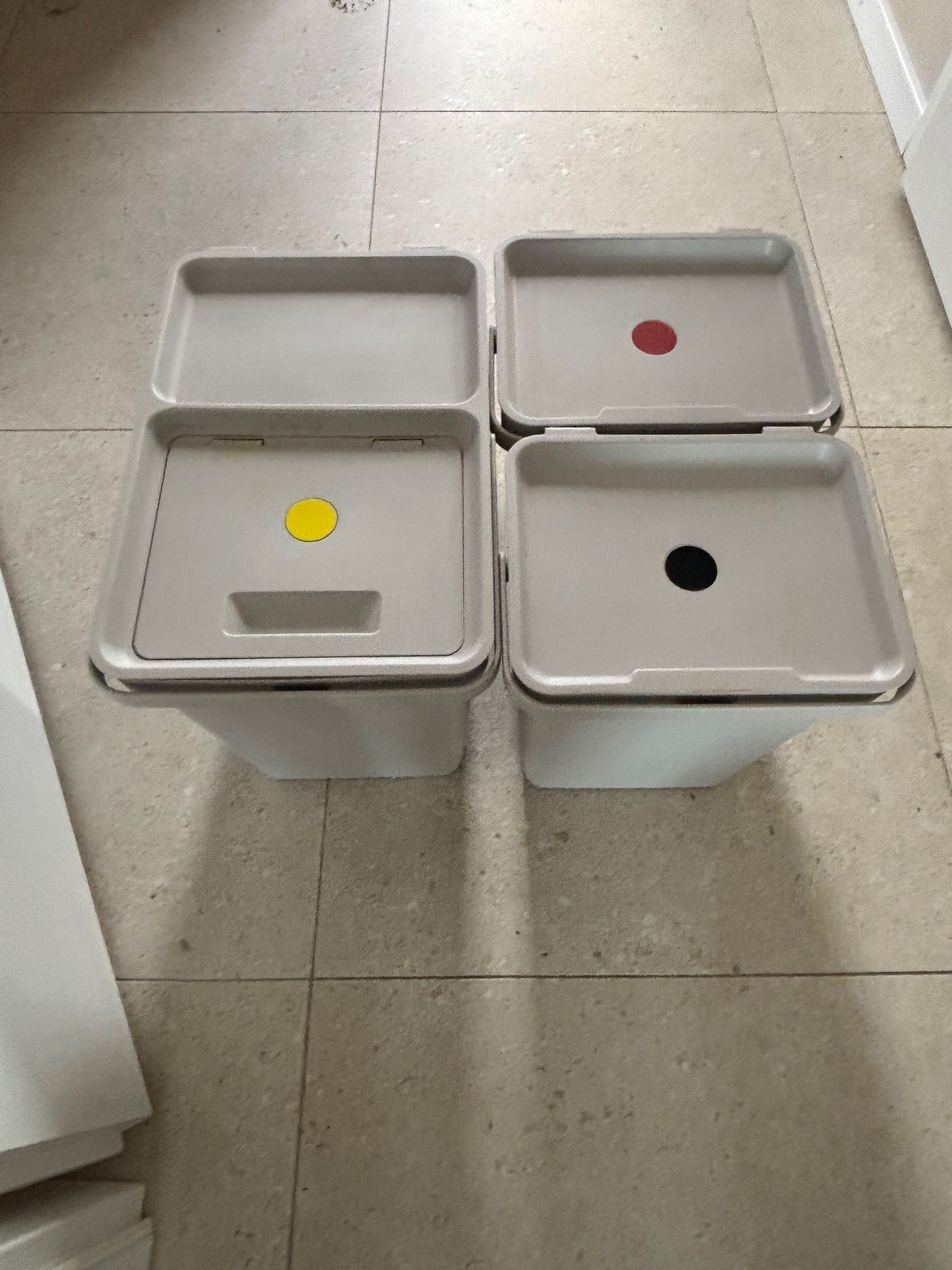 Komplet koszy na śmieci IKEA Hallbar