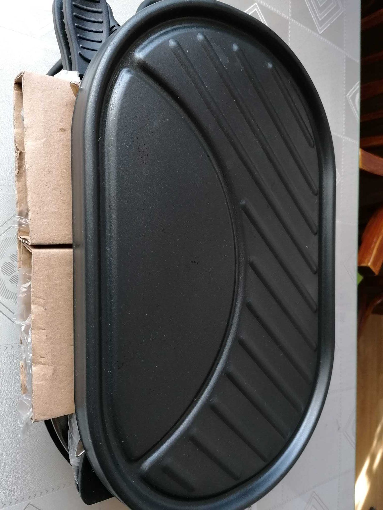 Grill elektryczny z zestawem do raclette 1200W, opakowanie, instrukcja