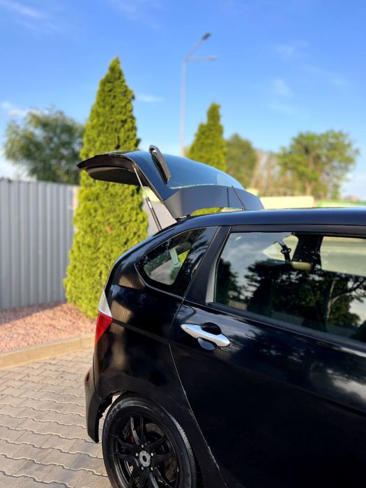 Продам авто Honda FR-V 2006 ПРОДАЄТЬСЯ ДО ЗАВТРА