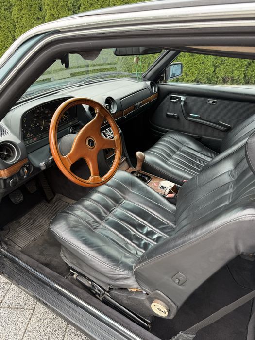 Mercedes W 123 230 CE coupe