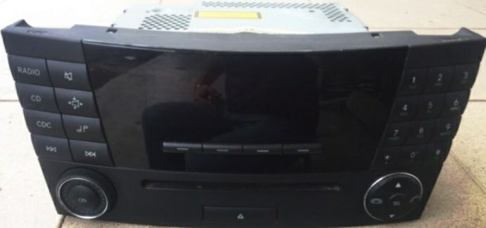 Auto radio Mercedes E W211