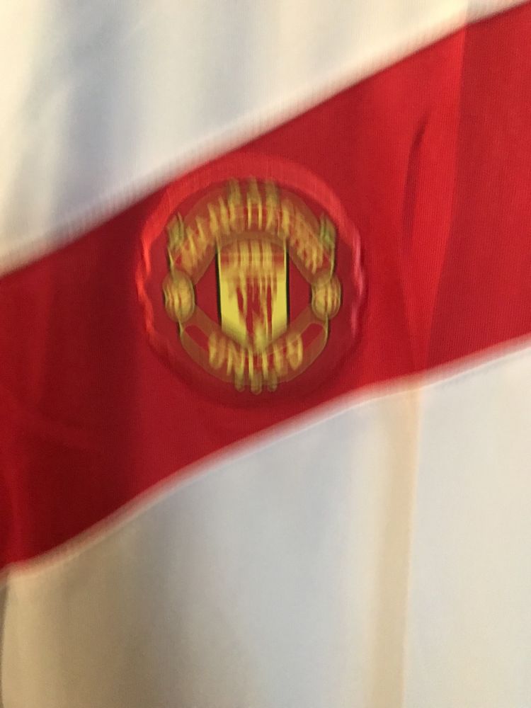 Футболка с логотипом футбольного клуба Манчестер Юнайтед