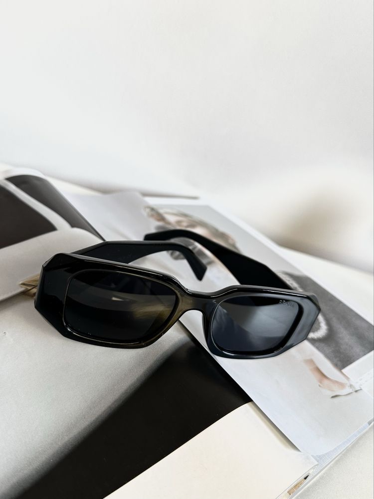 Modne i popularne damskie okulary przeciwsłoneczne  w stylu Prada