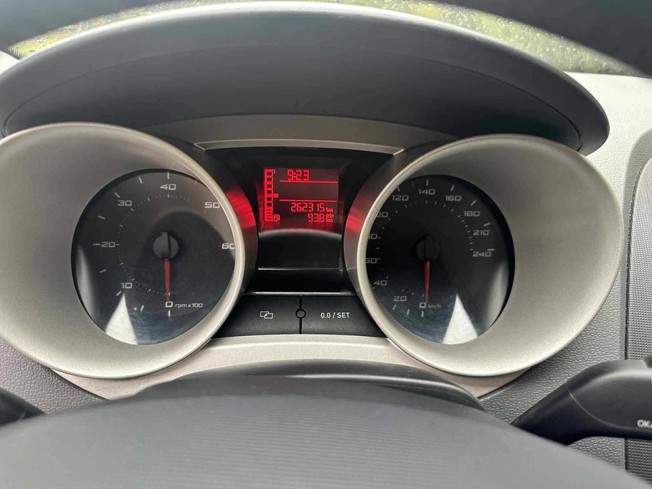 SEAT ibiza IV 1.6 tdi