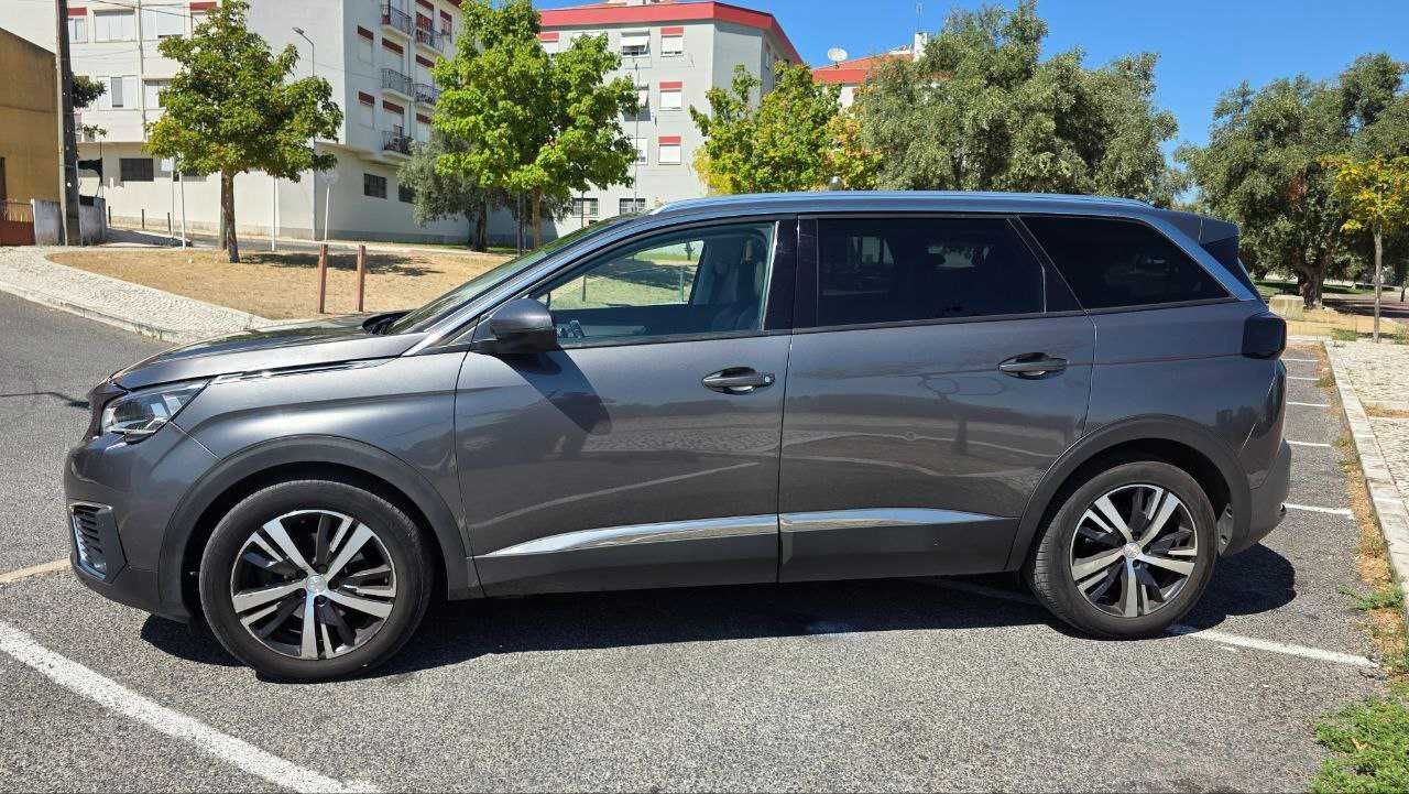 Peugeot 5008 1.5 BlueHDi Allure