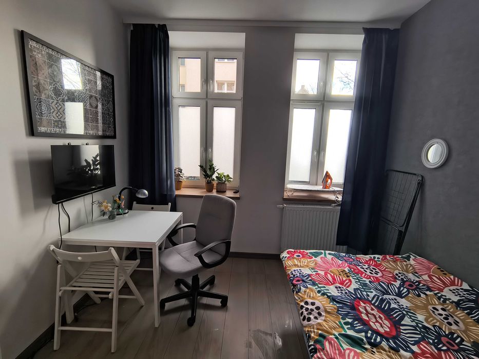 Słoneczna kawalerka Długie Ogrody 2500 zł ze wszystkim!