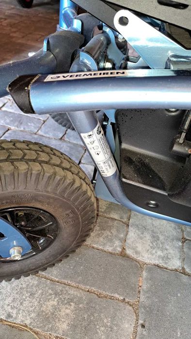 Elektryczny wózek inwalidzki Forest 3 marki Vermeiren