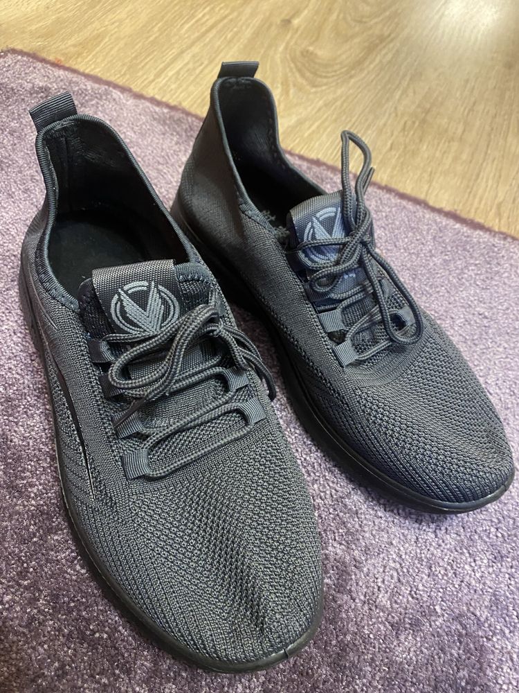 Adidasy 41 ciemnoszare