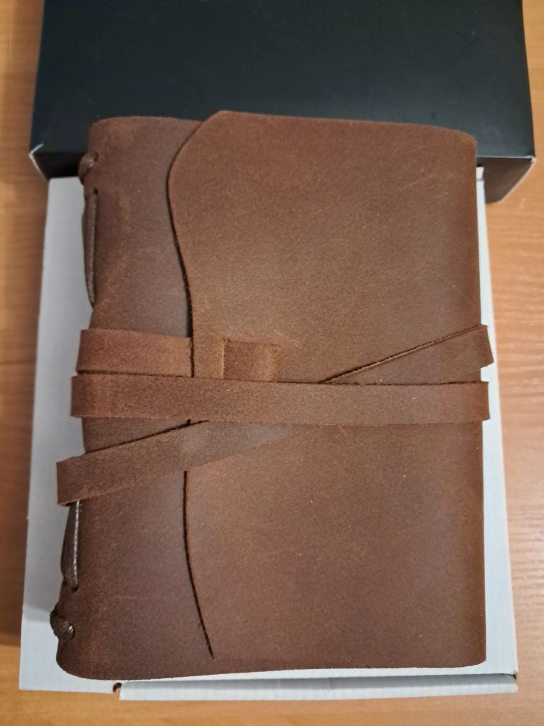 Шкіряний блокнот-записна книга A5 Comfy Strap ручної роботи зі шкіри