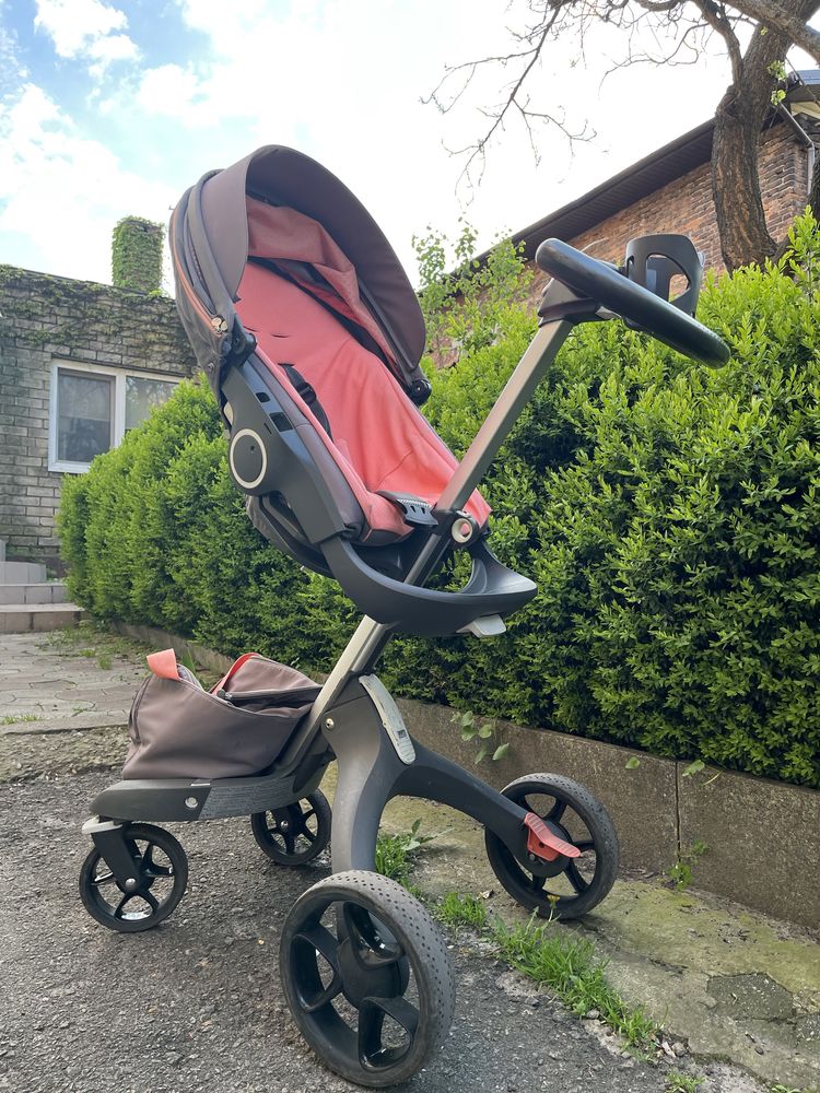 Коляска Stokke V5 (2 в 1)