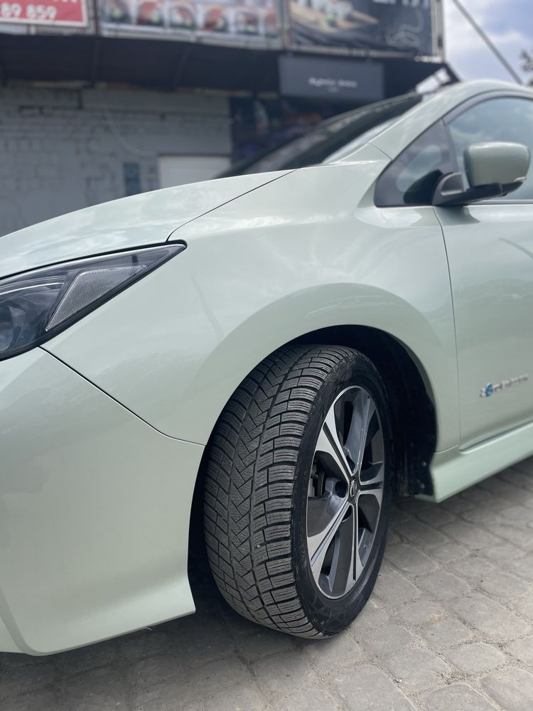 Nissan Leaf 2018