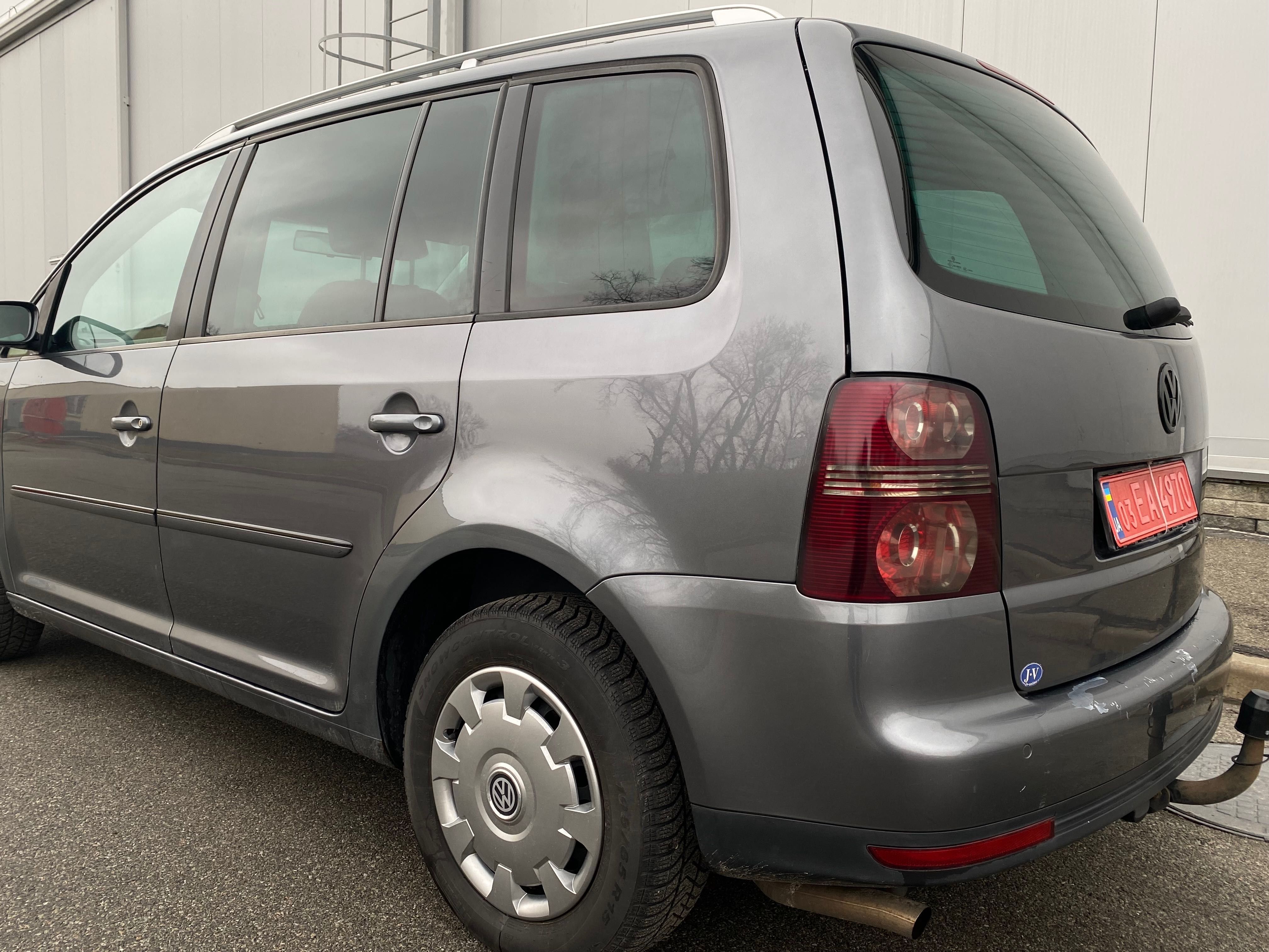 Volkswagen Touran 2007 2.0 газ/бензин