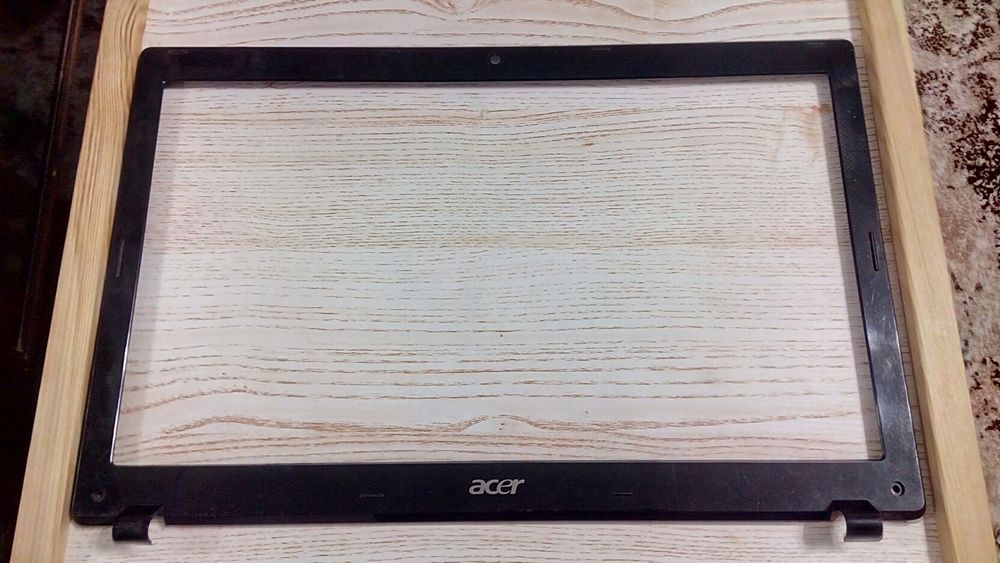 Крышка и рамка матрицы для ноутбука Acer Aspire 5742