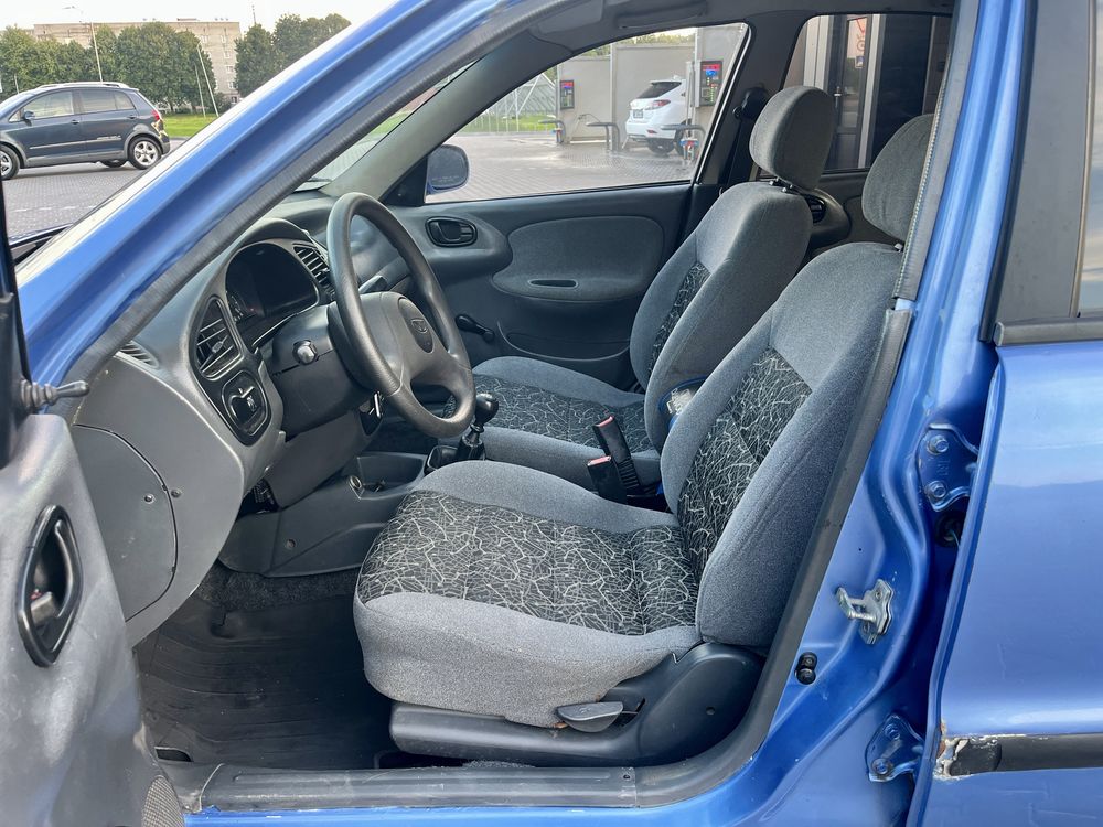 Daewoo lanos 2007 рік 1,5 бенз
