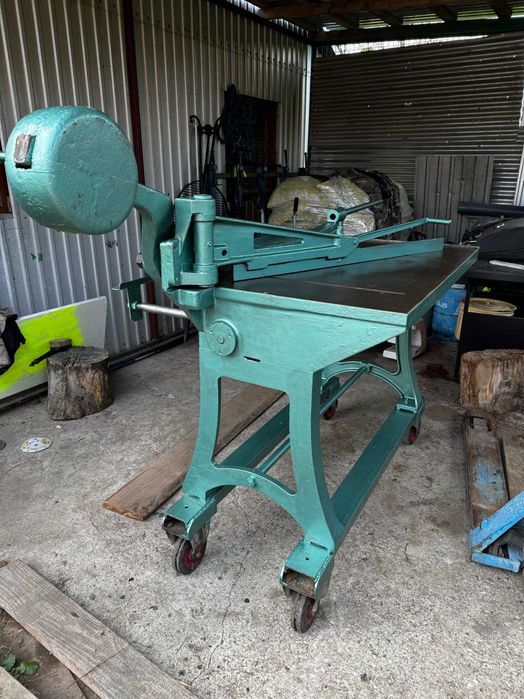 Gilotyna ręczna, nożyce gilotynowe do cięcia blachy FASTI 107cm