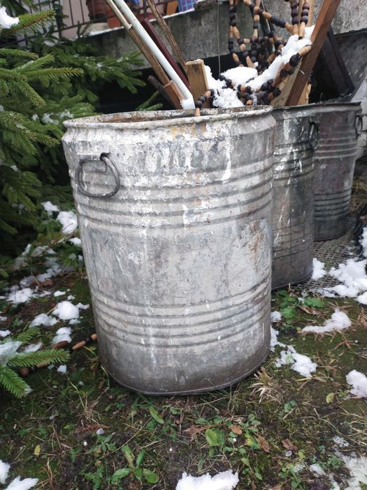 Beczka ocynkowana używana ok 30 l.  1 szt okolice Skarżyska