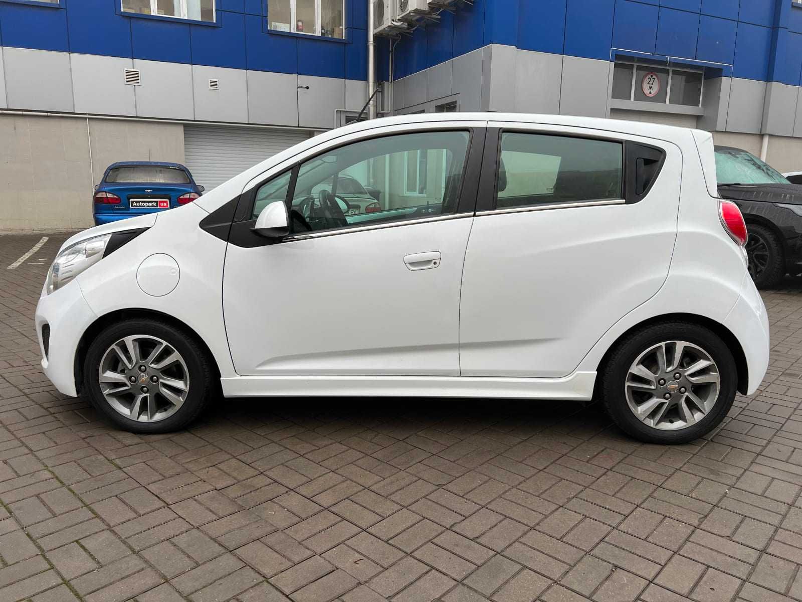 Продам Chevrolet Spark EV 2015р. #39779