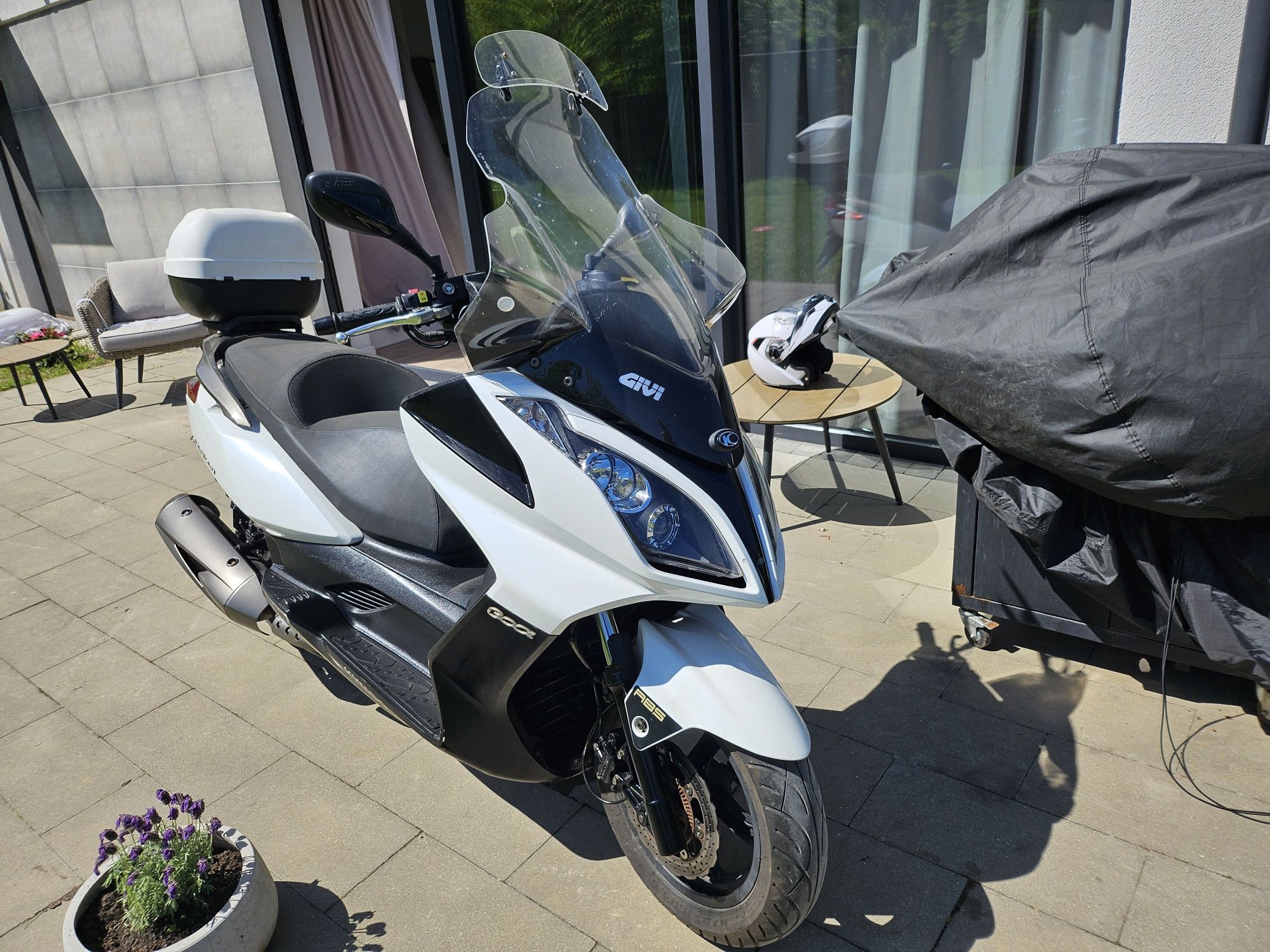 Prywatny Kymco Downtown 300 polski salon, bezwypadkowy, stan idealny