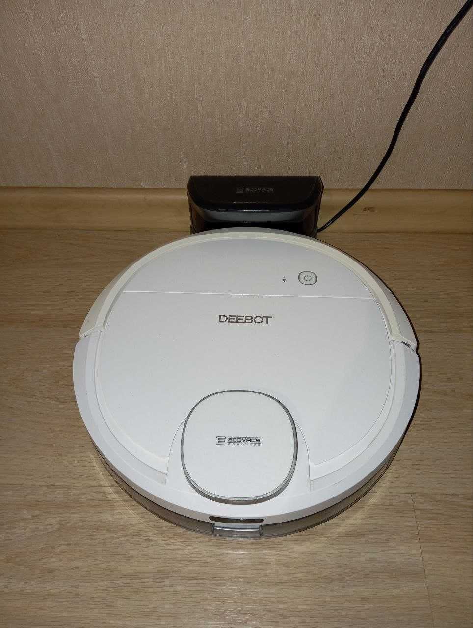 Робот-пилосос миючий Deebot Ecovacs 900