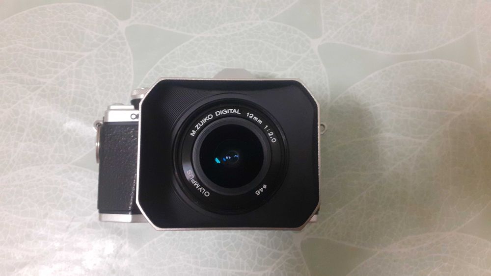 Olympus Zuiko 12mm f2