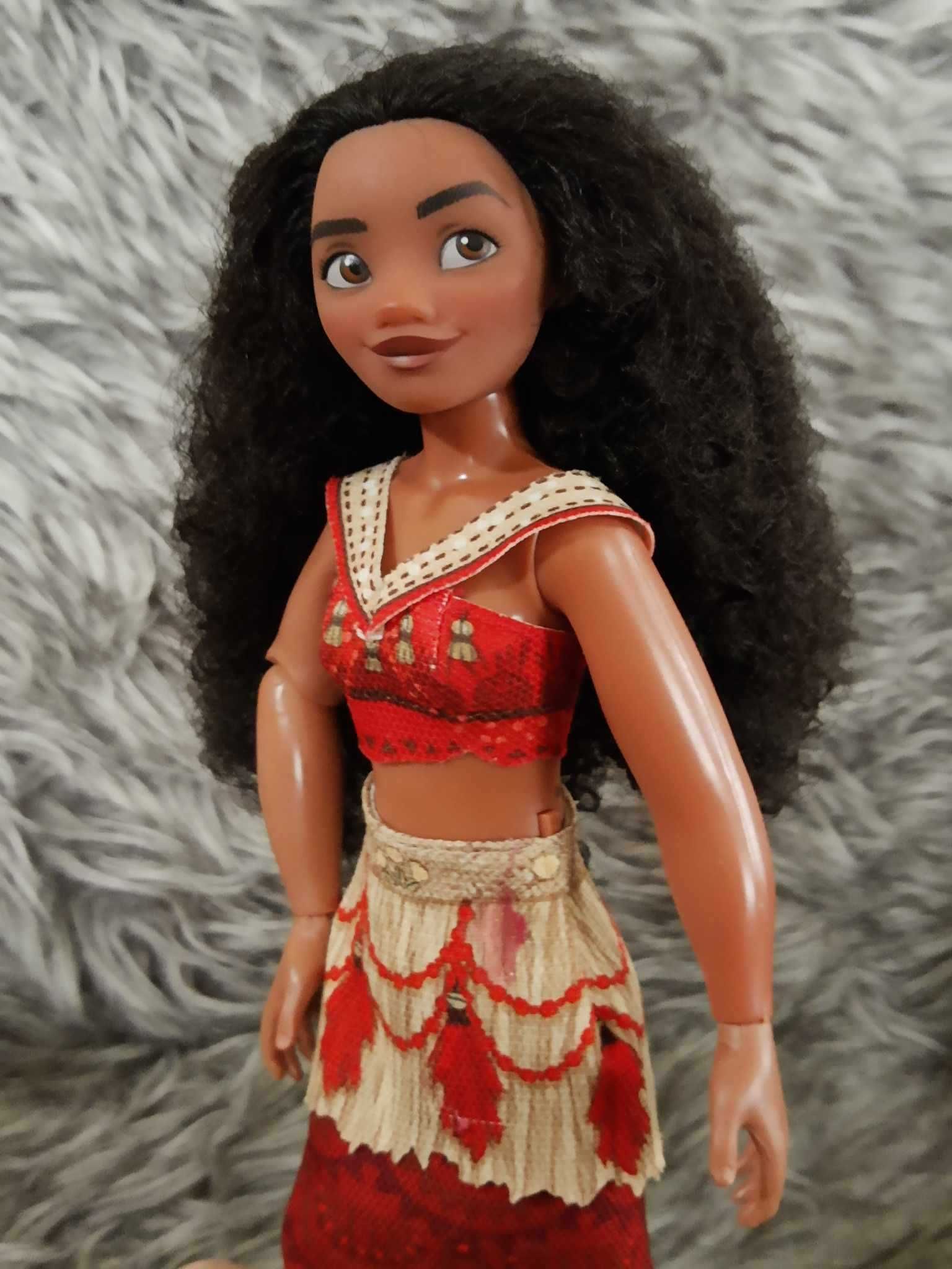 Lalka Barbie Vaiana śpiewająca Disney Store śpiewa Moana Skarb Oceanu