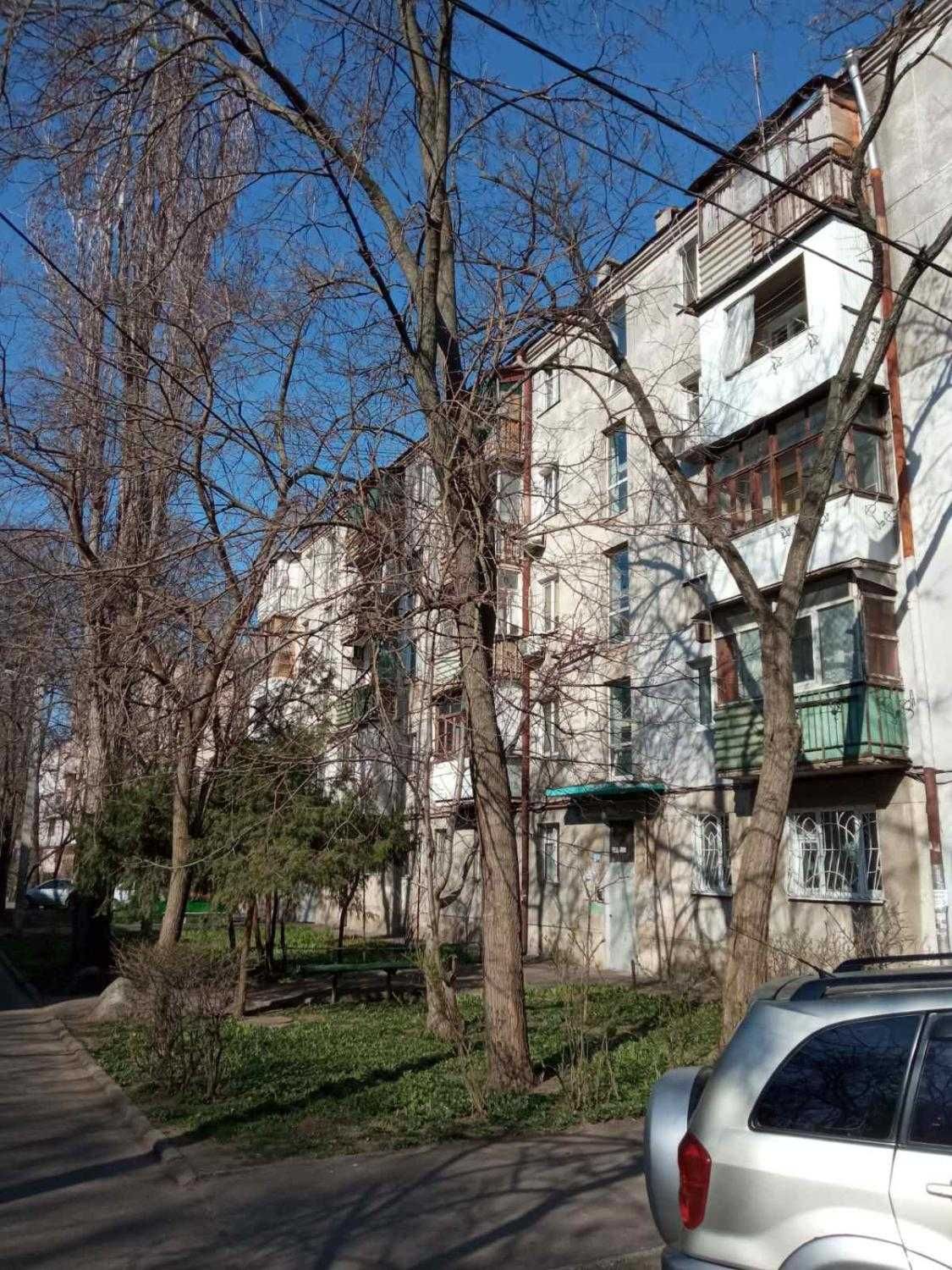 Продам 2-к квартиру на Черняховского/парк Победы (3-181-093 ДГ)