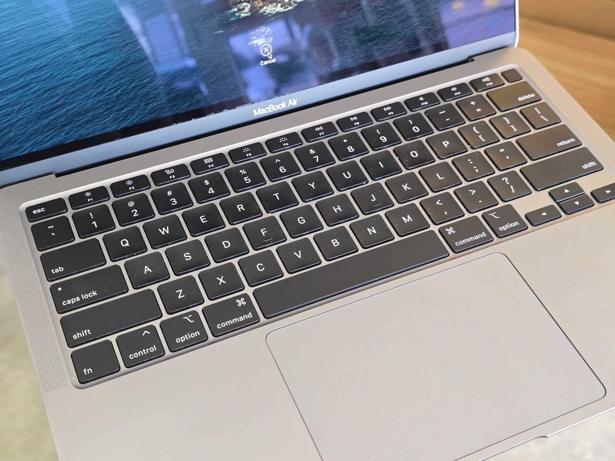 MACBOOK Air 13 2020 8/128 100% i3 A2179

Колір - Graphite 
Дисплей - 1