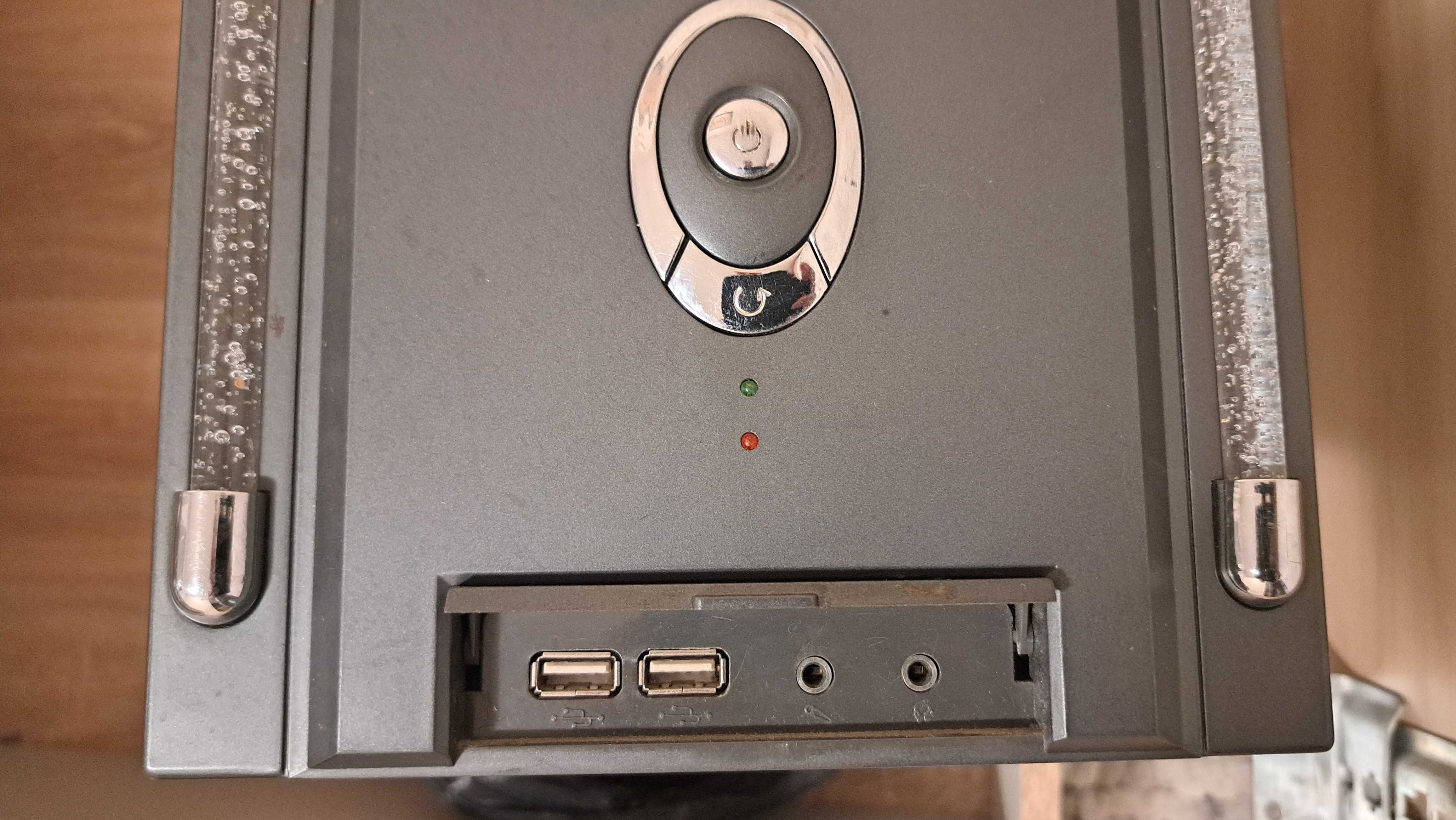 Obudowa komputera ATX / Midi Tower