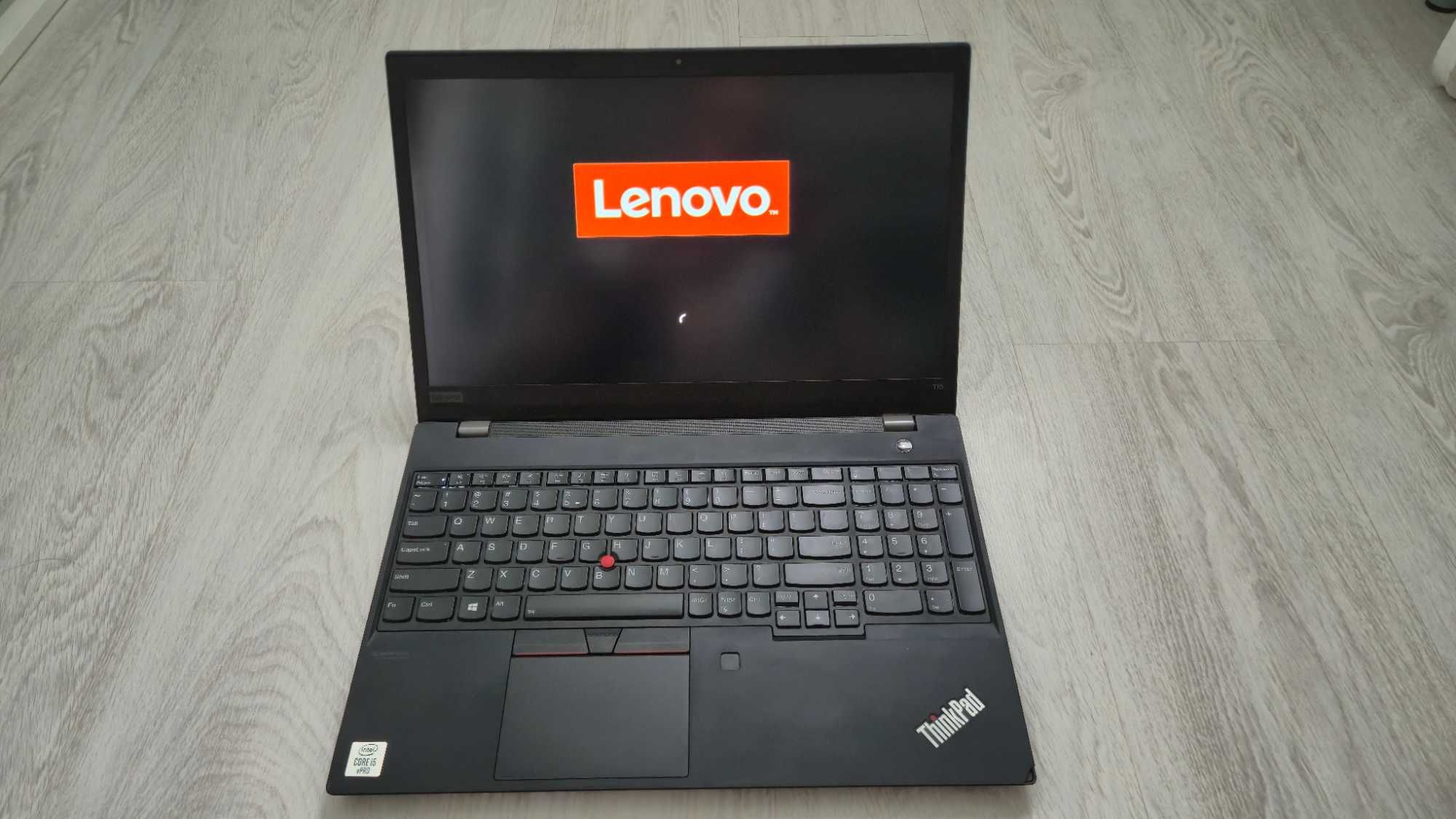 Lenovo  ThinkPAD  T15: i5-10310U + 16GB RAM + 1TB Dysk NVME + Torba