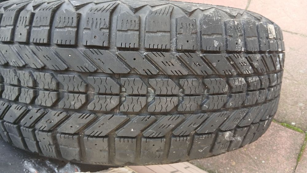 Пара 215 55 R 16