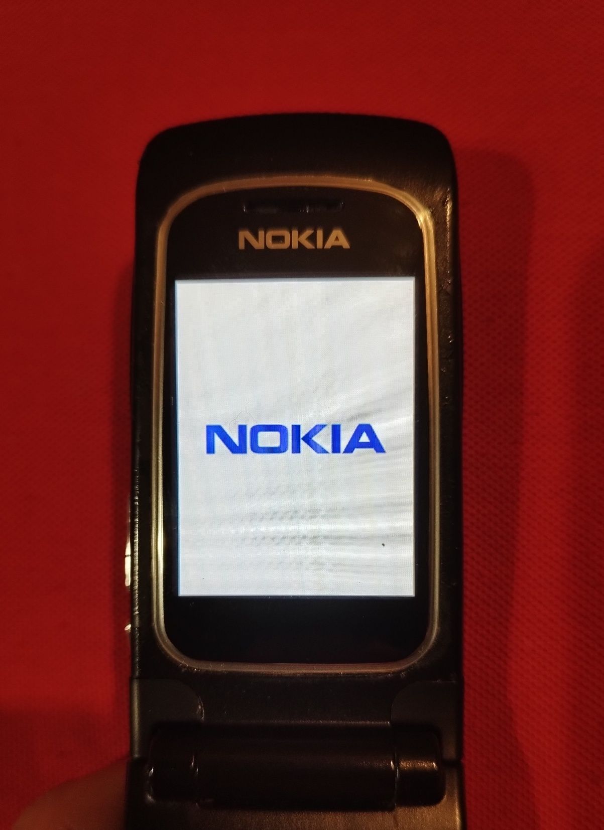 Продам мобильный телефон Nokia 6555